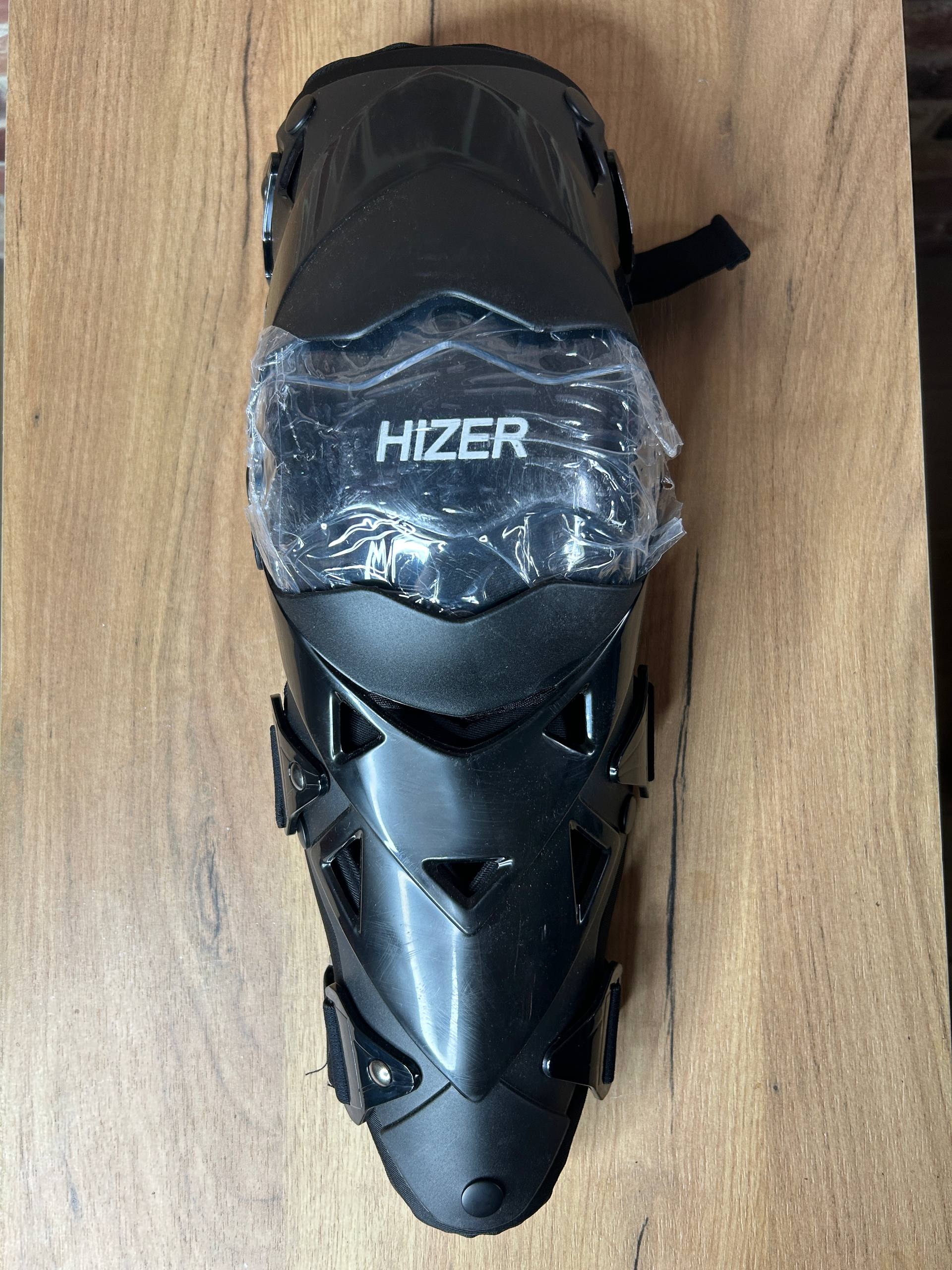 Защита колен HIZER MH-304 (шарнир)