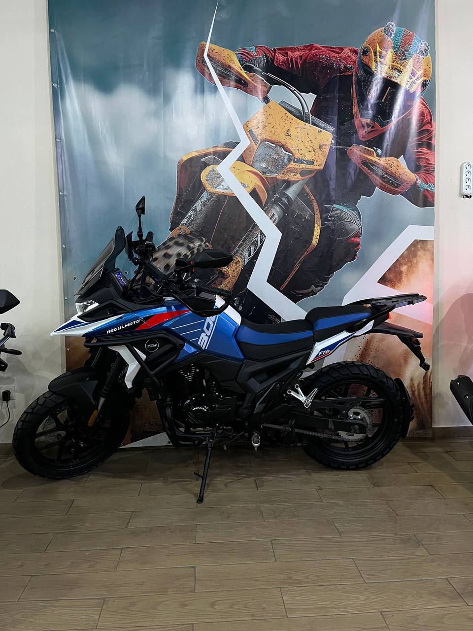 Мотоцикл Regulmoto FTO (Синий/Белый)