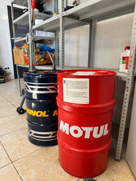 МАСЛА MANNOL И MOTUL УЖЕ В НАЛИЧИИ! Всё для обслуживания мотоцикла в одном месте